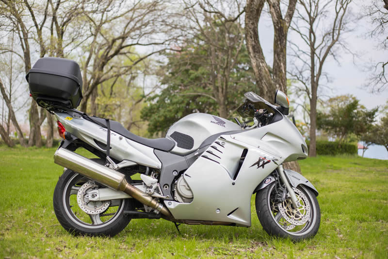 HONDA CBR1100XX スーパーブラックバード